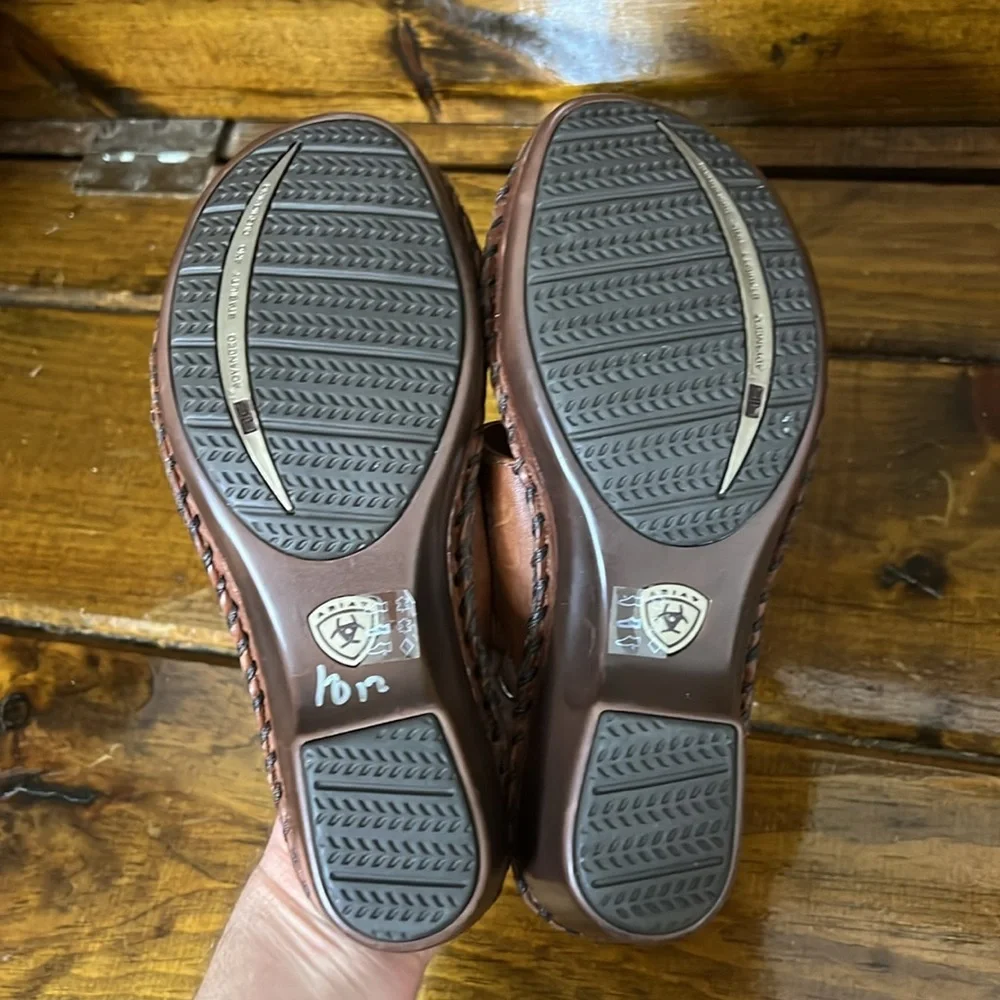 Sandals - Picture 7 of 7